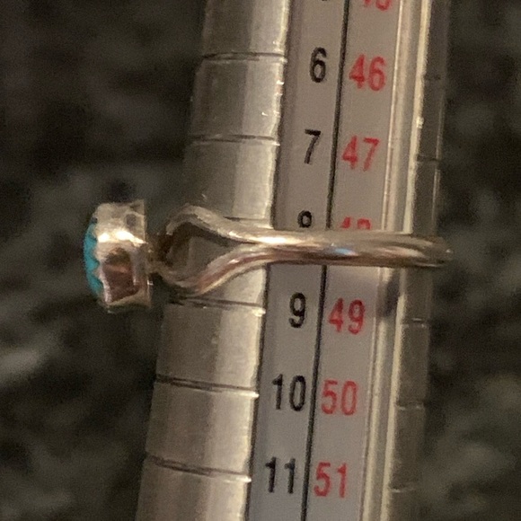 Genuine Turquoise Ring - Picture 6 of 8